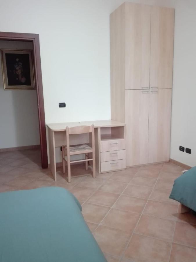 Вілла La Casa Di Mezzo-Affitti Brevi-Zona Ospedali Busso Екстер'єр фото